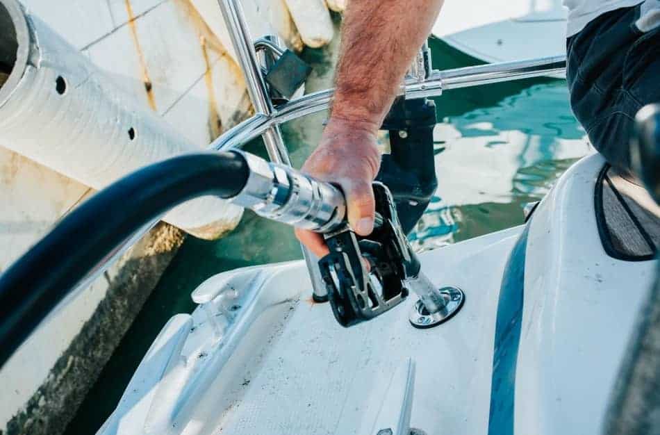 Boat fuel: Do boats use the same gas as cars? – Boating Valley
